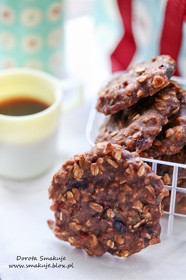 Ciastka owsiane ze śliwkami