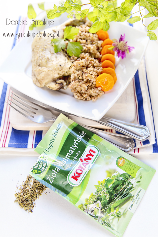 Kurczak na parze w ziołach dalmatyńskich