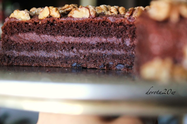 Tort orzechowo – czekoladowy