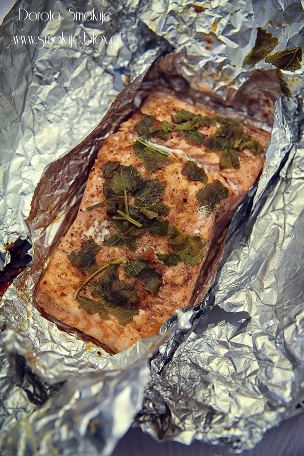 łosoś z melisą łosoś z melisą