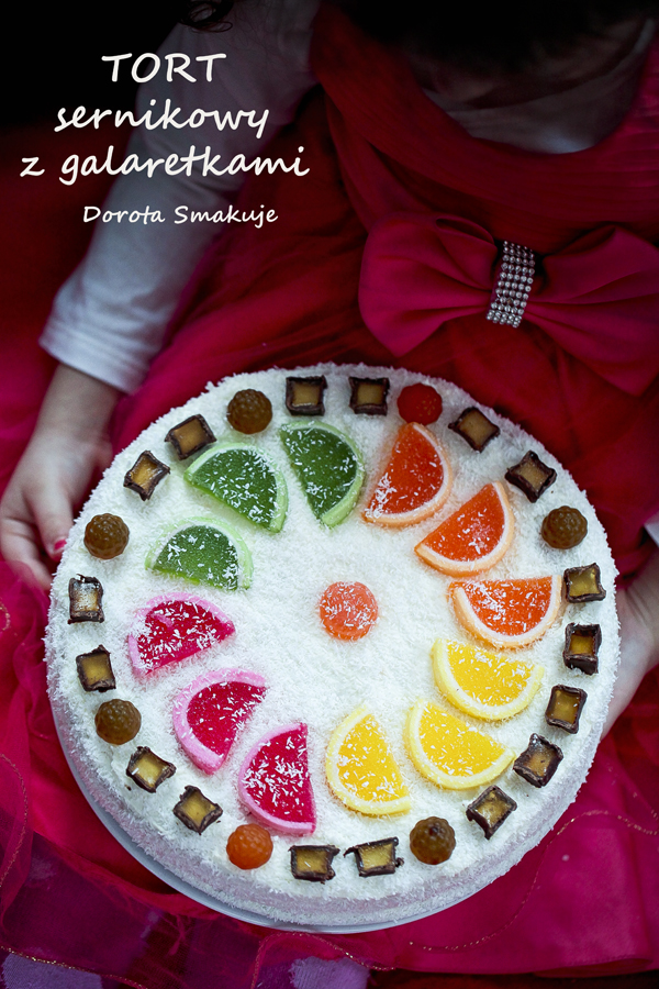 tort sernikowy