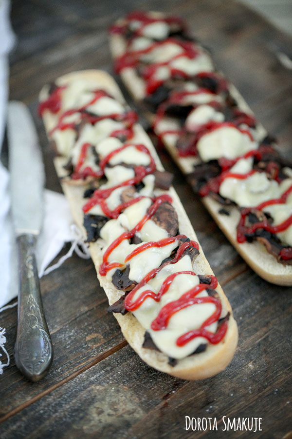 zapiekanki_z_pieczarkami