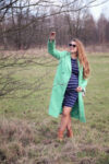 Zielony płaszcz damski – stylizacja na wiosnę 2
